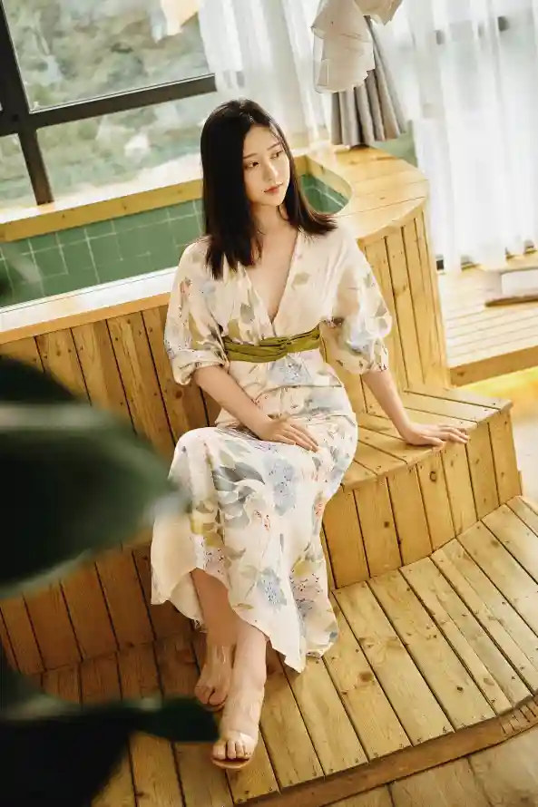 4k少妇壁纸 - 居家 - 性感 - 暖光「哲风壁纸」