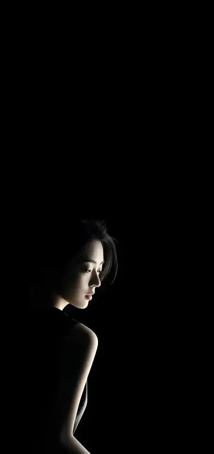 4k人像壁纸 - 侧脸 - 光影 - 暗调「哲风壁纸」