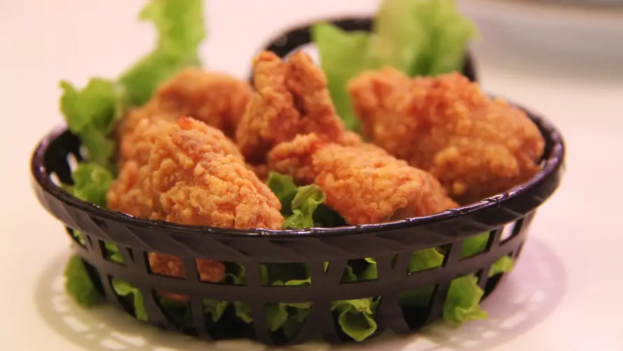 4k小吃壁纸-快餐 - 炸鸡-生菜「哲风壁纸」