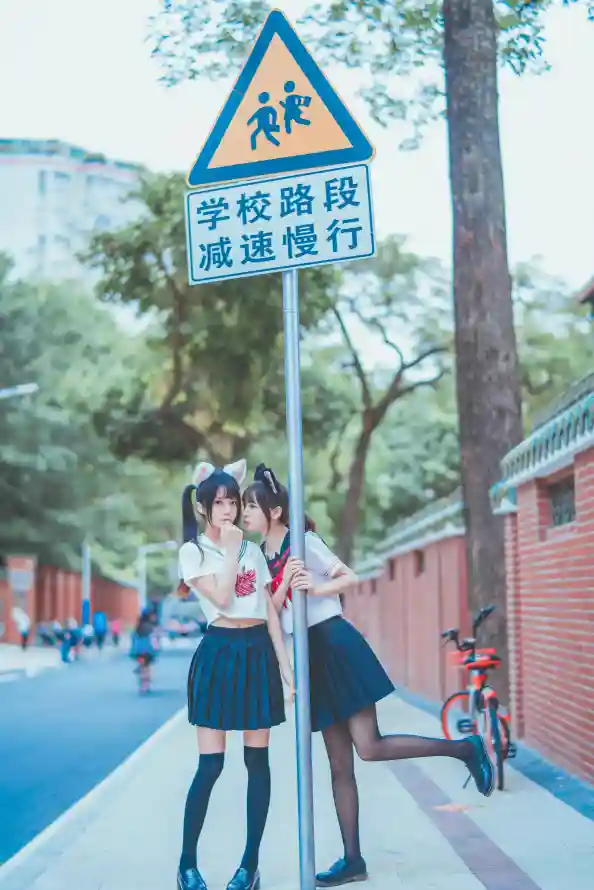 4k户外壁纸 - 树木 - 校园 - 街拍「哲风壁纸」