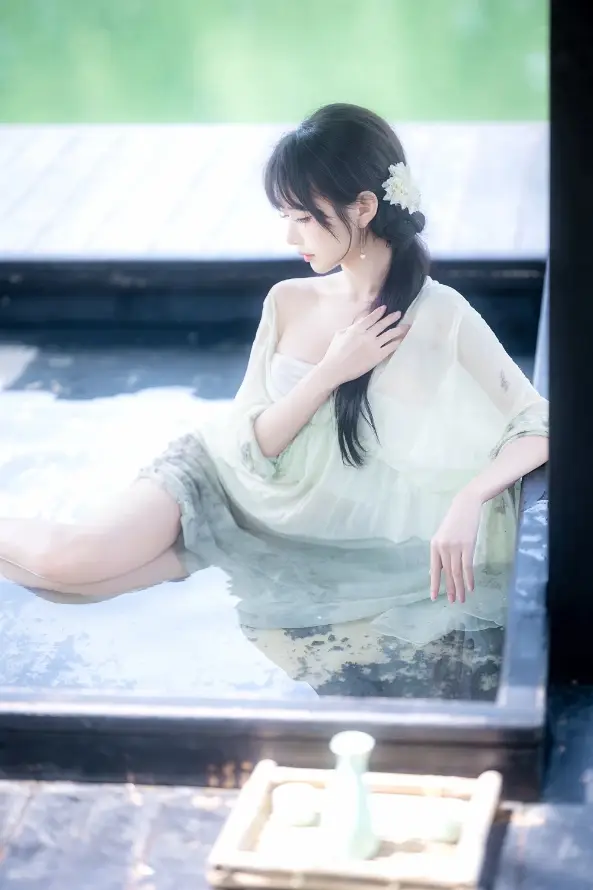 4k水乡壁纸 - 水边 - 汉服 - 温婉「哲风壁纸」