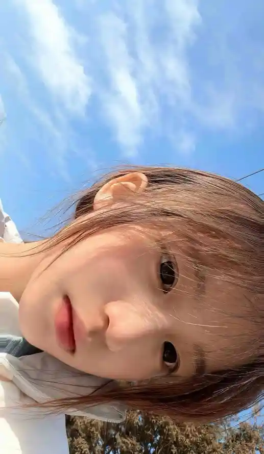 4k可爱壁纸 - 女生 - 户外 - 晴天「哲风壁纸」