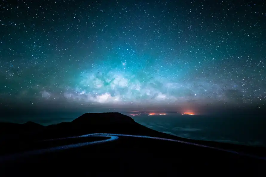 4k夜晚壁纸-夜空 - 山脉-星光「哲风壁纸」