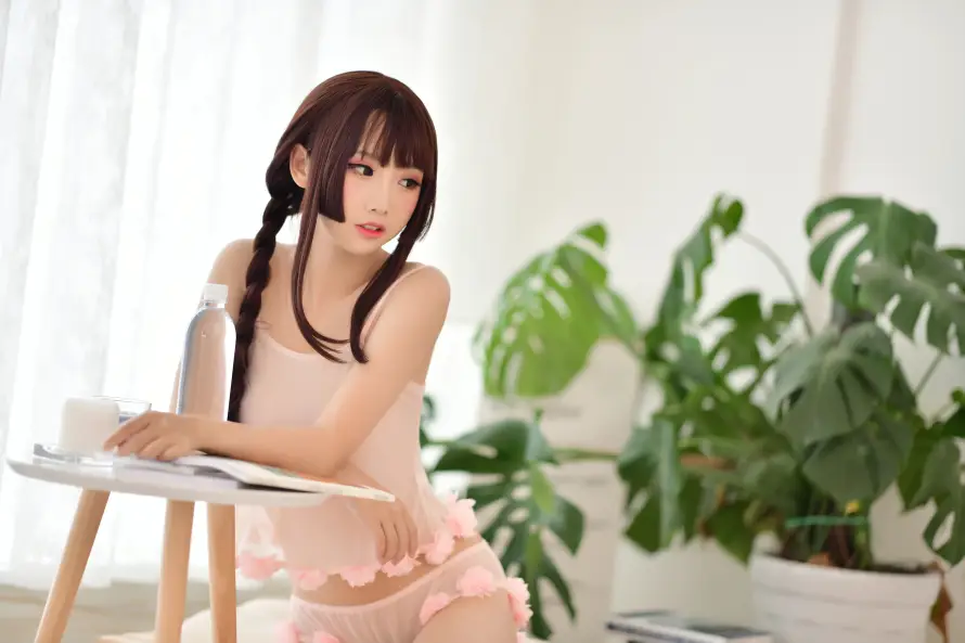 8k写真壁纸-室内 - 少女-居家「哲风壁纸」