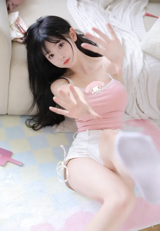 4k可爱壁纸 - 室内 - 少女 - 居家「哲风壁纸」