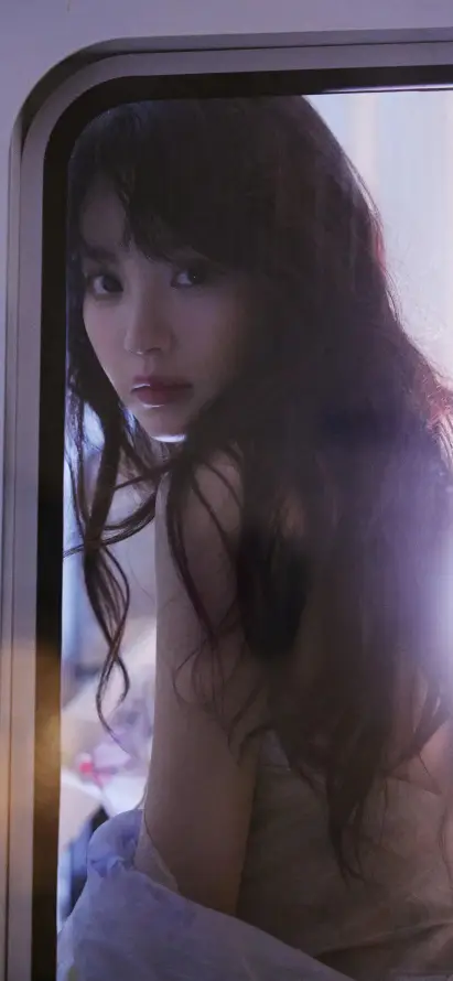 4k卷发壁纸 - 明星 - 清纯 - 美女「哲风壁纸」