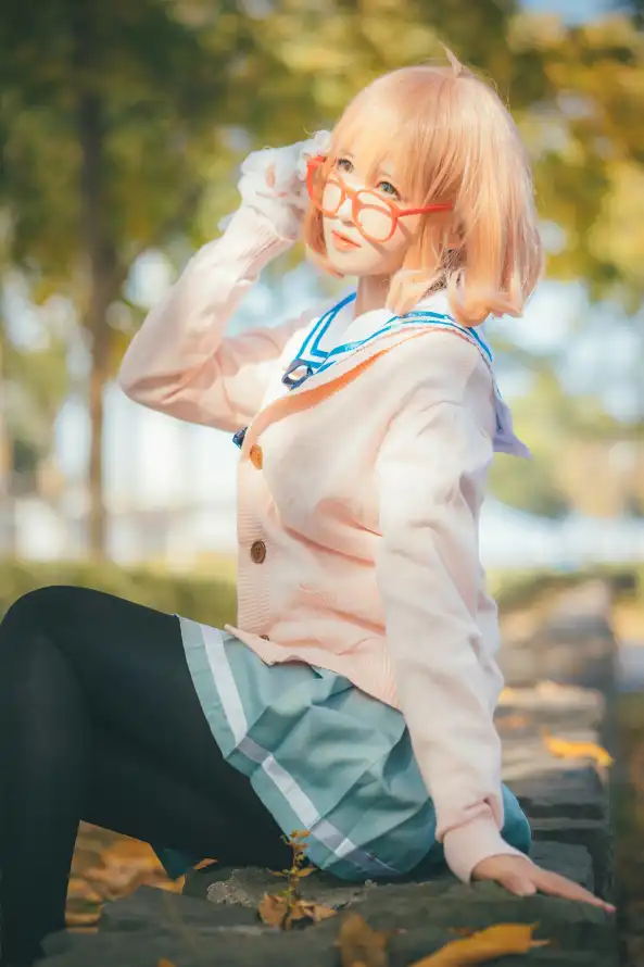 4k户外壁纸 - 校服 - 秋天 - 长椅「哲风壁纸」
