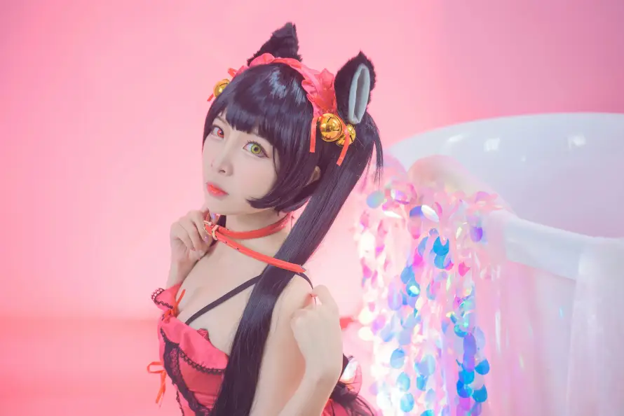 6k异瞳壁纸-浴缸 - 猫耳-美女「哲风壁纸」