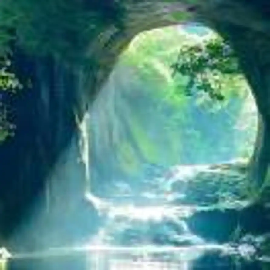 雾起山峦的头像