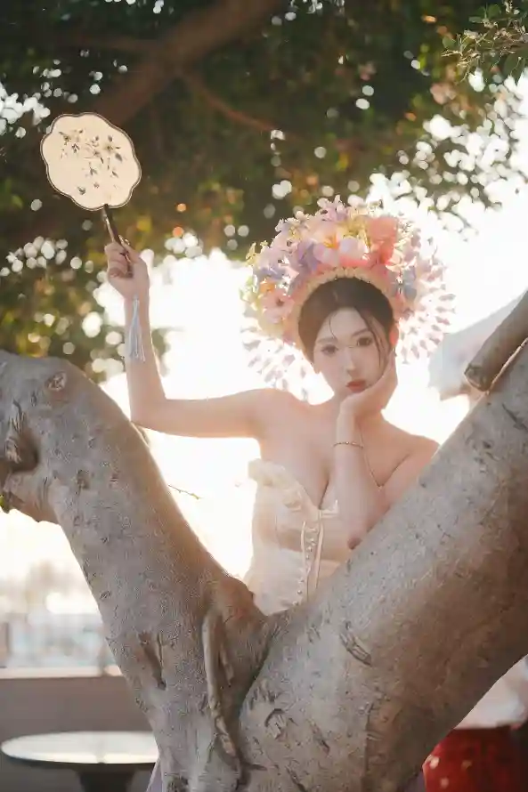 4k写真壁纸 - 团扇 - 大树 - 少女「哲风壁纸」