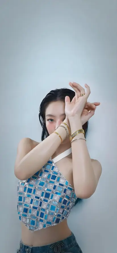 4k抬手壁纸 - 辣妹 - 黑发 - 金手链「哲风壁纸」