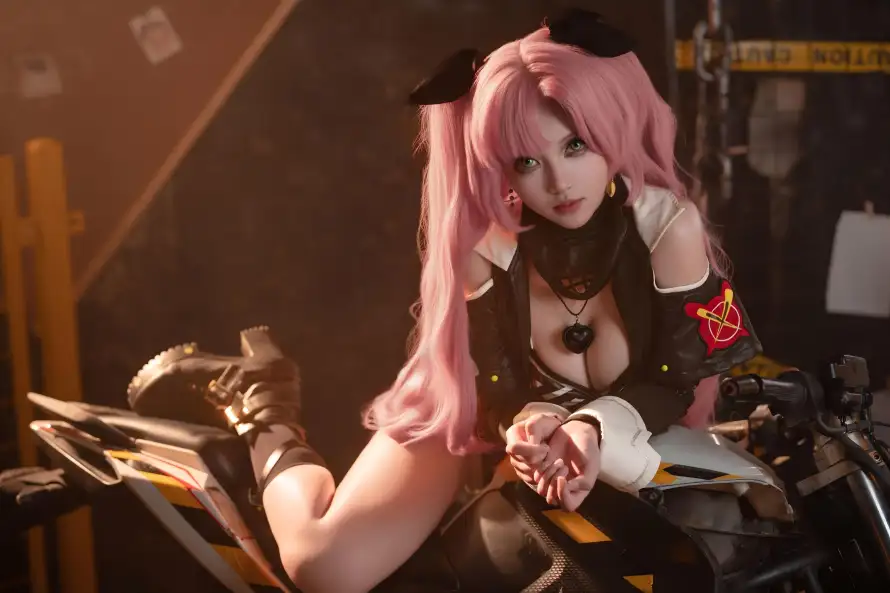 3k御姐壁纸-机车 - 皮衣-美女「哲风壁纸」