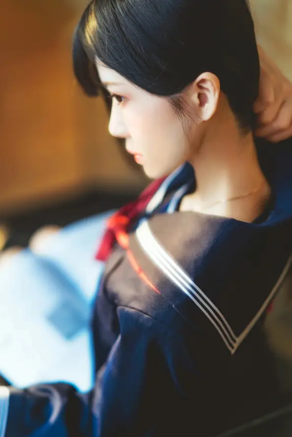 4k侧脸壁纸 - 写真 - 室内 - 少女「哲风壁纸」