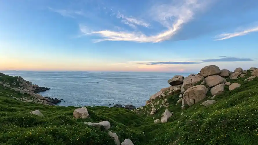 3k大海壁纸-天空 - 岩石-海岸「哲风壁纸」