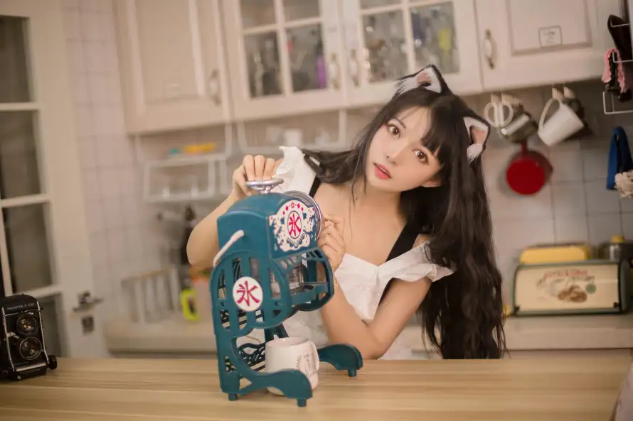 6k厨房壁纸-女仆 - 少女-橱柜「哲风壁纸」