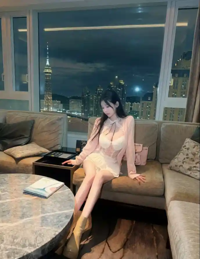 4k时尚壁纸 - 沙发 - 美女 - 豪宅「哲风壁纸」