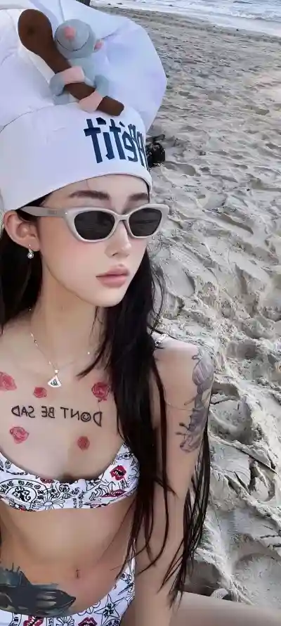 4k墨镜壁纸 - 夏日 - 度假 - 沙滩「哲风壁纸」