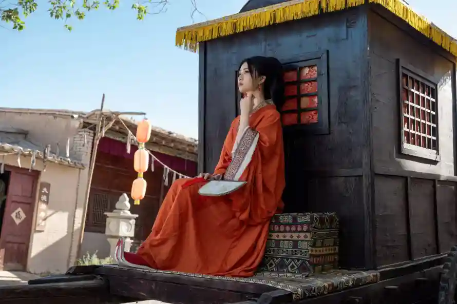 4k发髻壁纸 - 古街 - 古风 - 折扇「哲风壁纸」