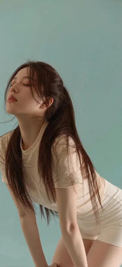 4k人像壁纸 - 写真 - 少女 - 抬头「哲风壁纸」