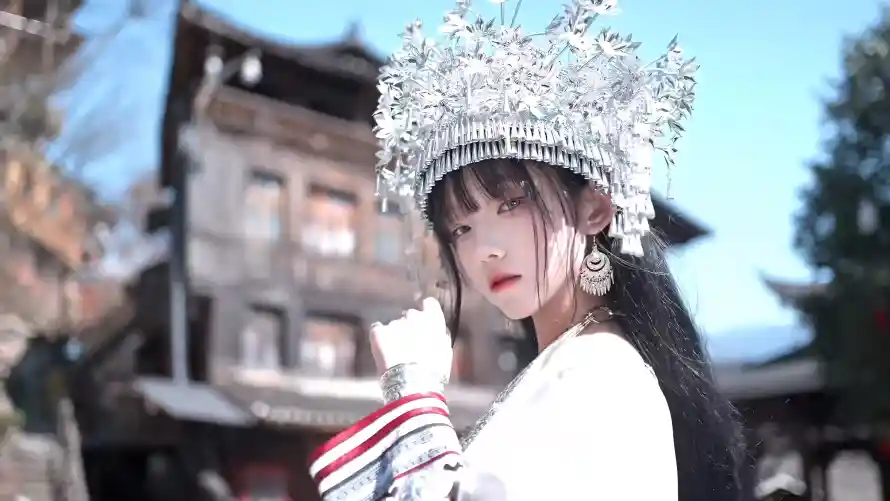 4k户外壁纸-晴天 - 精选-苗寨「哲风壁纸」