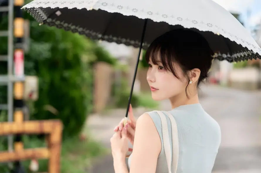3k写真壁纸-回眸 - 户外-清新「哲风壁纸」