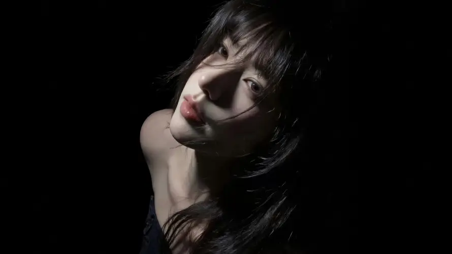 4k冷艳壁纸-暗黑 - 红唇-美女「哲风壁纸」