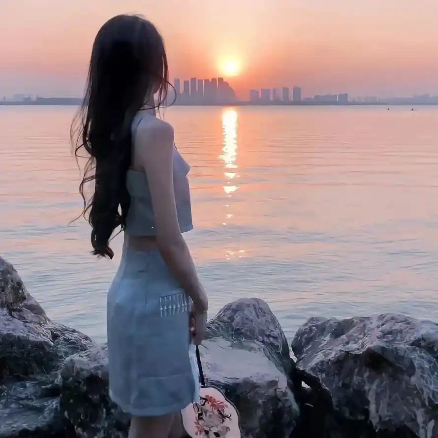4k情头壁纸 - 日落 - 江景 - 浪漫「哲风壁纸」