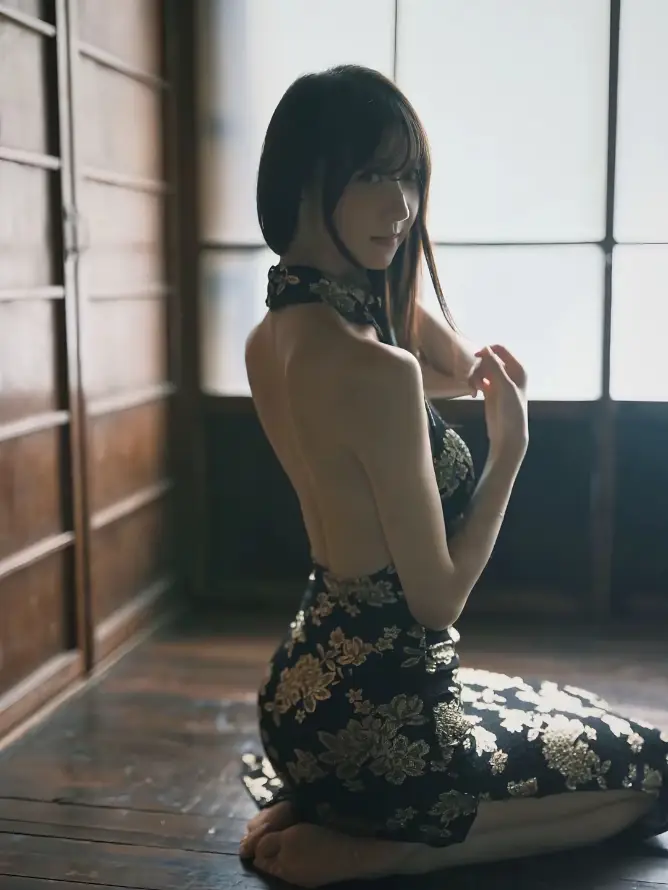 4k回眸壁纸 - 性感 - 美女 - 背影「哲风壁纸」