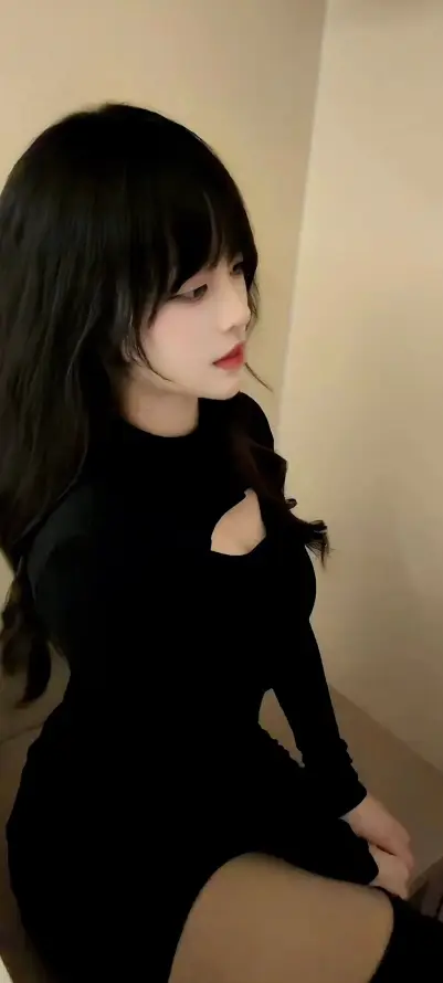 4k侧颜壁纸 - 坐姿 - 红唇 - 美女「哲风壁纸」