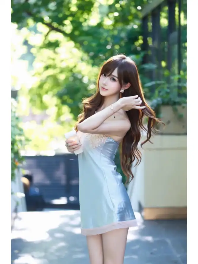 4k人像壁纸 - 夏日 - 性感 - 户外「哲风壁纸」