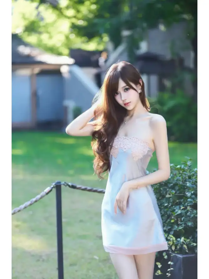4k写真壁纸 - 卷发 - 户外 - 清新「哲风壁纸」