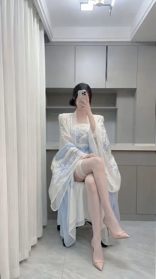 4k丝袜壁纸 - 古风 - 坐姿 - 室内「哲风壁纸」