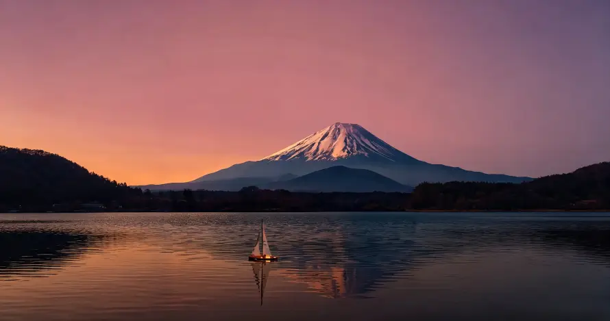 4k山峦壁纸 - 帆船 - 日本 - 日落「哲风壁纸」
