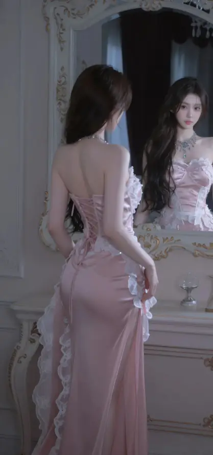 4k卷发壁纸 - 礼服 - 美女 - 背影「哲风壁纸」