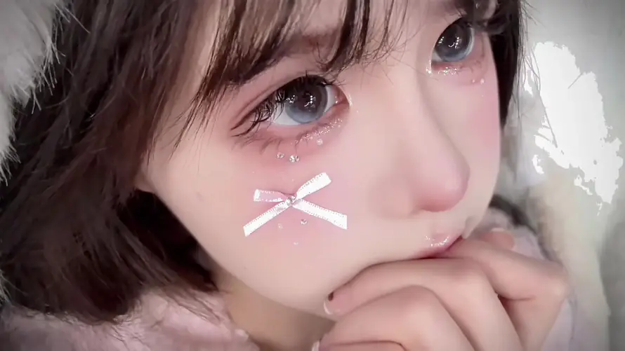 4k少女壁纸-托脸 - 抖音-甜妹「哲风壁纸」