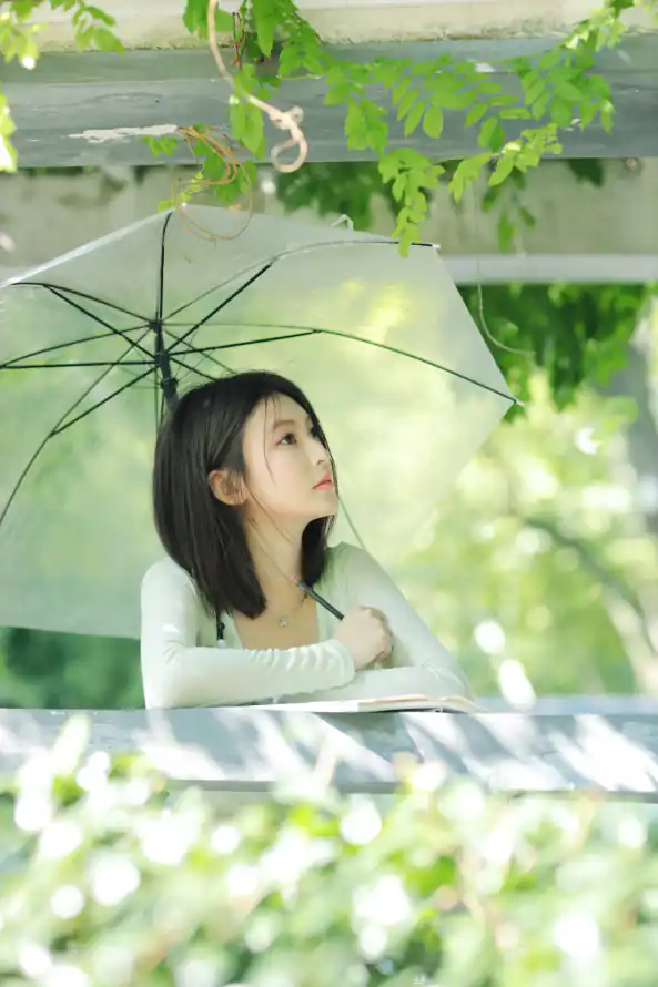 4k侧脸壁纸 - 夏日 - 户外 - 森系「哲风壁纸」