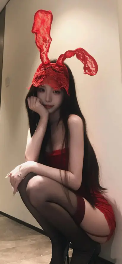 4k托腮壁纸 - 美女 - 蹲姿 - 黑丝「哲风壁纸」