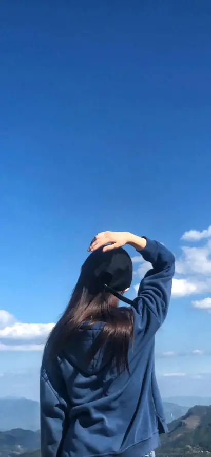 4k山巅壁纸 - 户外 - 白云 - 背影「哲风壁纸」