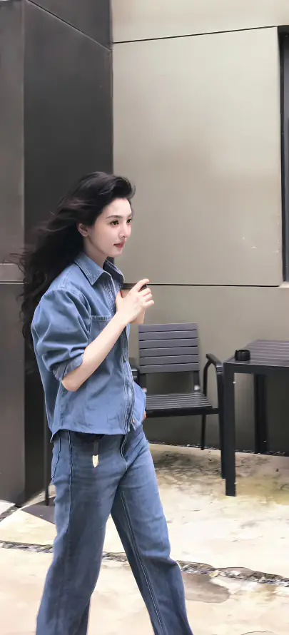 4k随拍壁纸 - 女明星 - 松弛感 - 章若楠「哲风壁纸」 4k随拍壁纸 - 女明星 - 松弛感 - 章若楠「哲风壁纸」