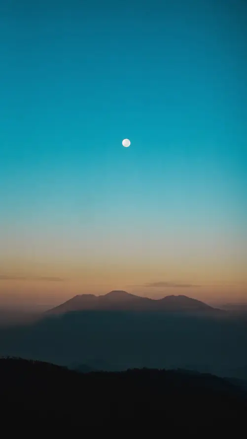4k月亮壁纸 - 远山 - 静谧 - 风景「哲风壁纸」