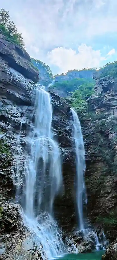 4k山林壁纸 - 岩石 - 峡谷 - 悬崖「哲风壁纸」