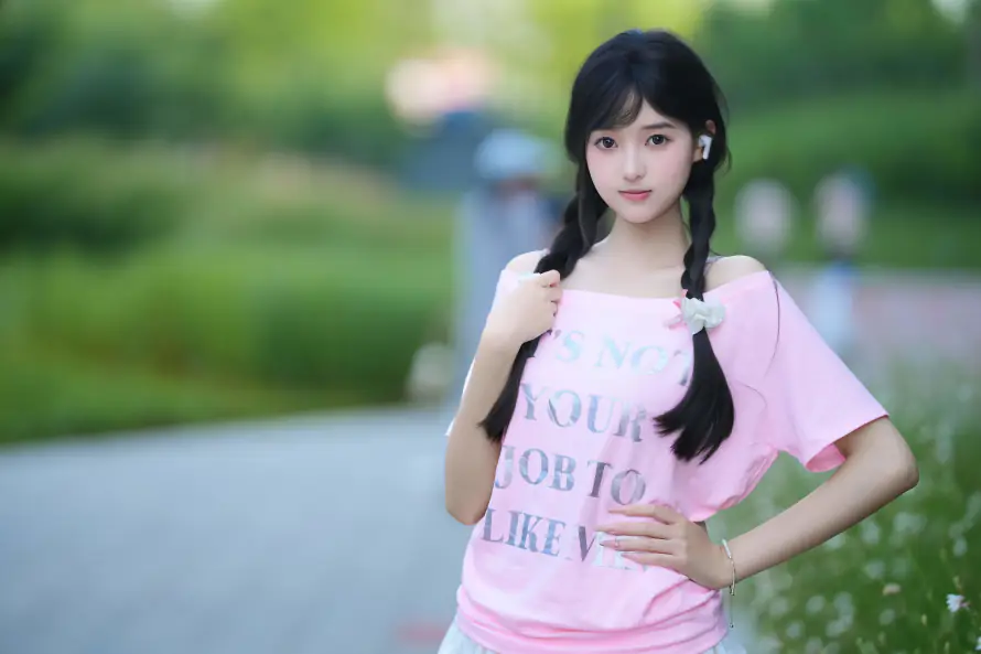 4k公园壁纸-少女 - 清新-清纯「哲风壁纸」