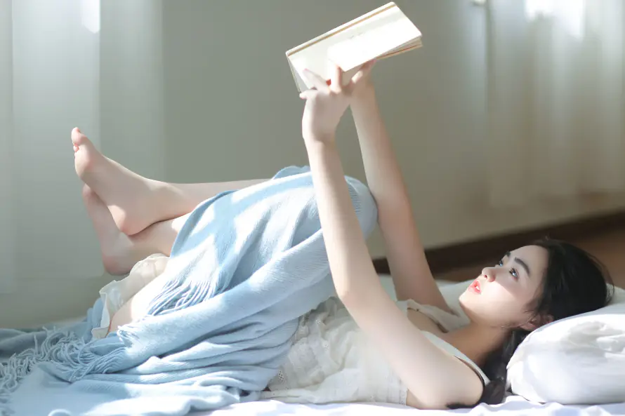 4k书籍壁纸 - 床 - 写真 - 卧室「哲风壁纸」