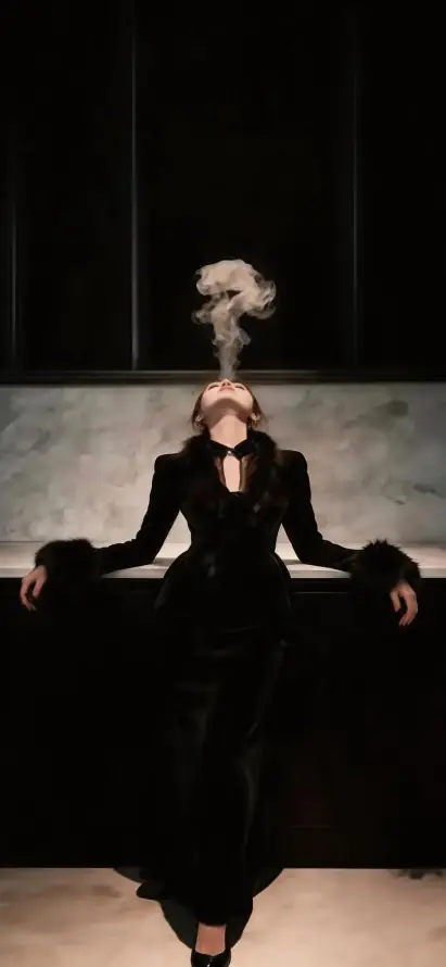 4k美女壁纸 - 暗黑风 - 超现实 - 冷调人像「哲风壁纸」