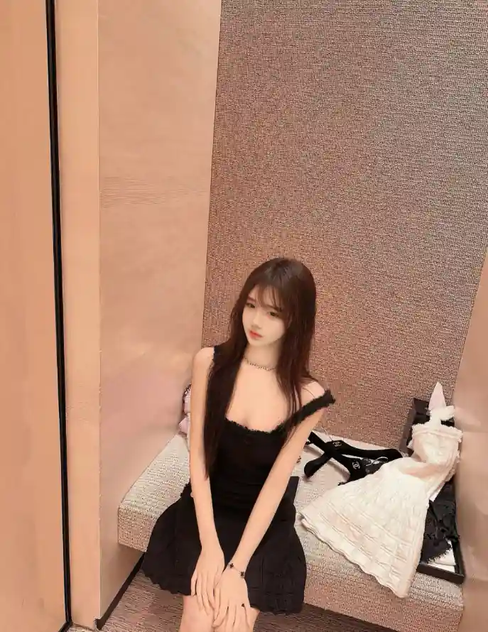 4k长发壁纸 - 🔥 - 氛围感 - 人像摄影「哲风壁纸」