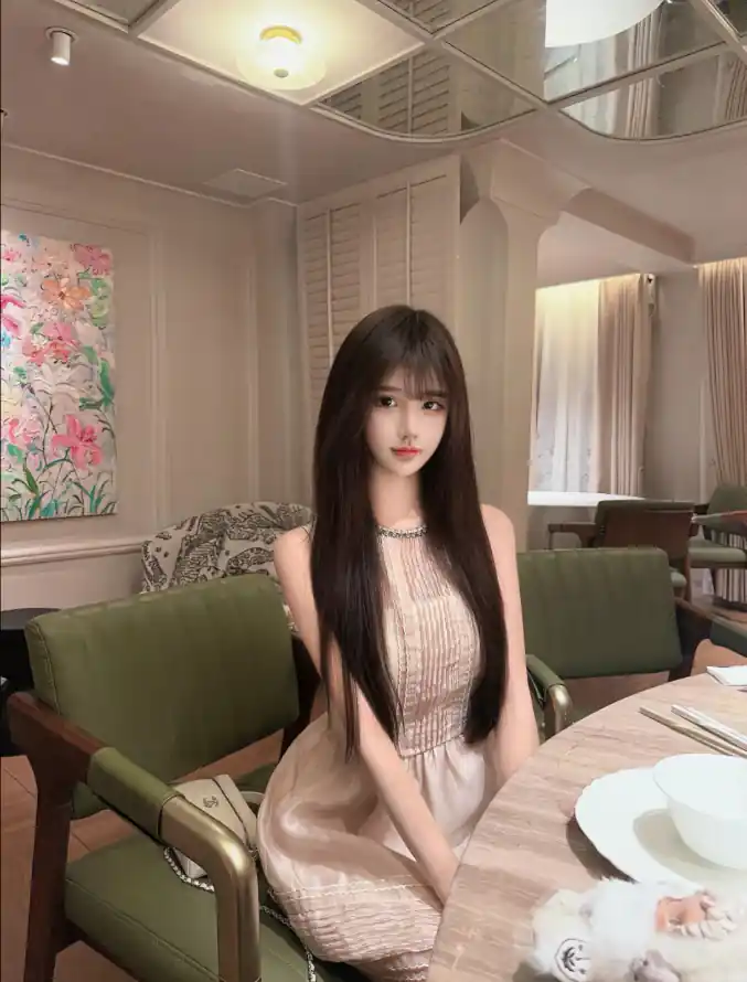 4k美女壁纸 - 餐厅 - 🔥 - 无袖裙「哲风壁纸」