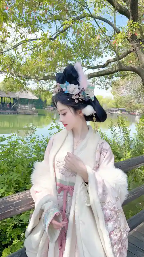 4k木桥壁纸 - 湖畔 - 盘发 - 绿植「哲风壁纸」