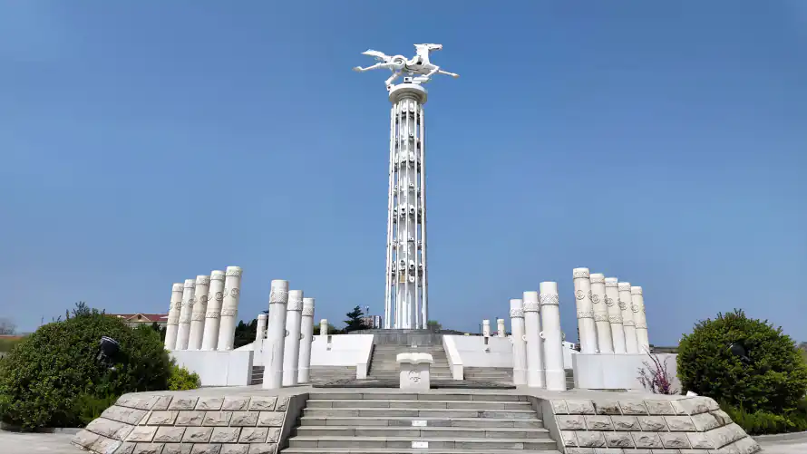 4k建筑壁纸-烟台 - 石阶-绿植「哲风壁纸」 4k建筑壁纸-烟台 - 石阶-绿植「哲风壁纸」