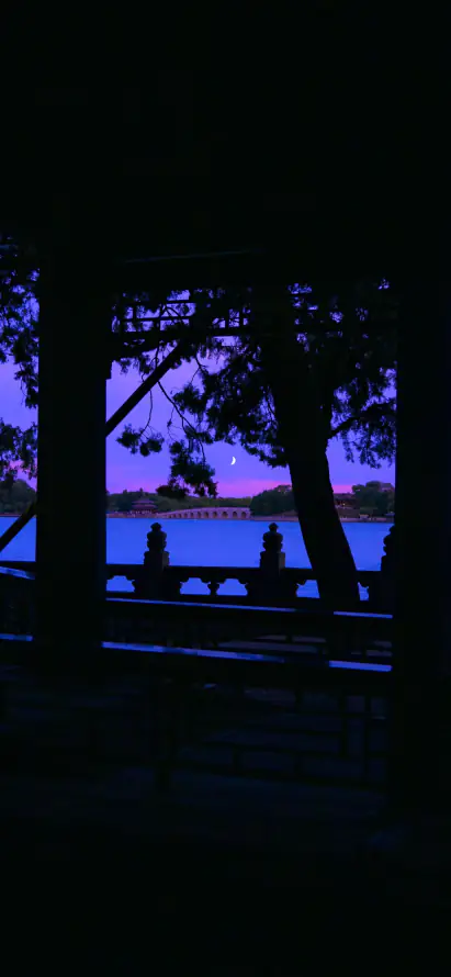 4k夜晚壁纸 - 暗调 - 湖畔 - 湖面「哲风壁纸」