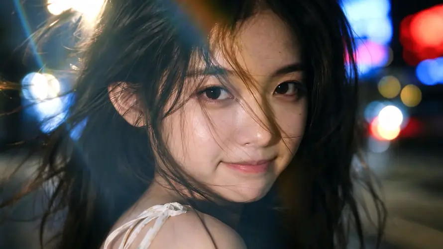 3k吊带壁纸-回眸 - 夜景-少女「哲风壁纸」